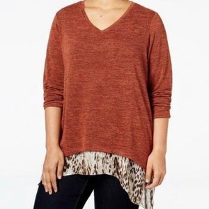 dual-layered leopard print top. 🐆